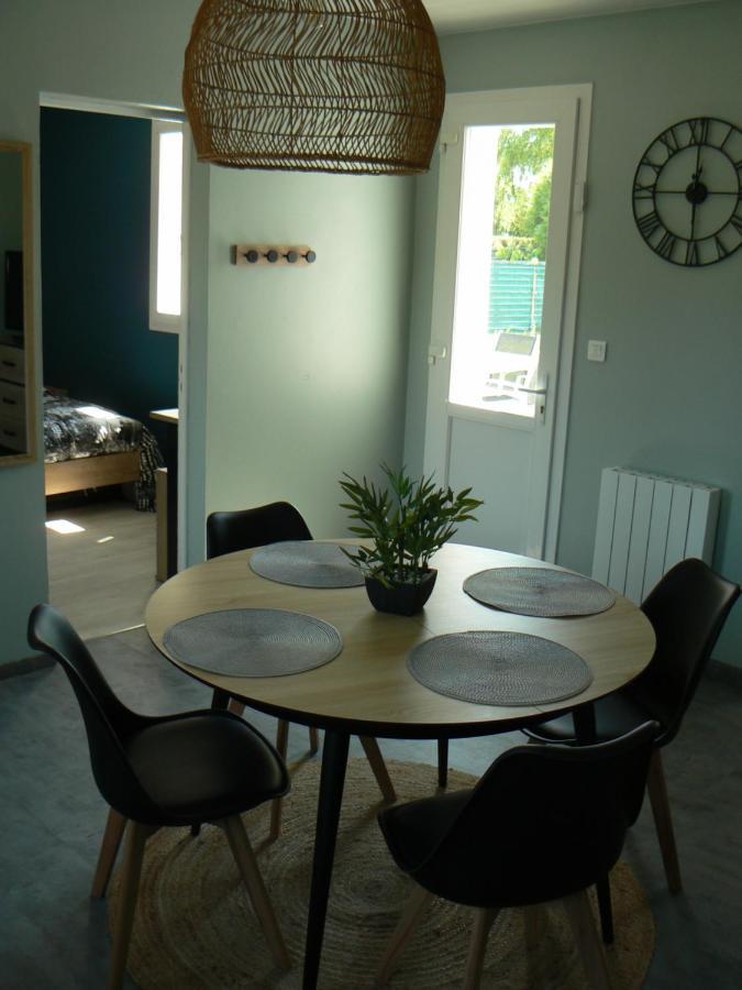 Holiday home Les Volets Verts *